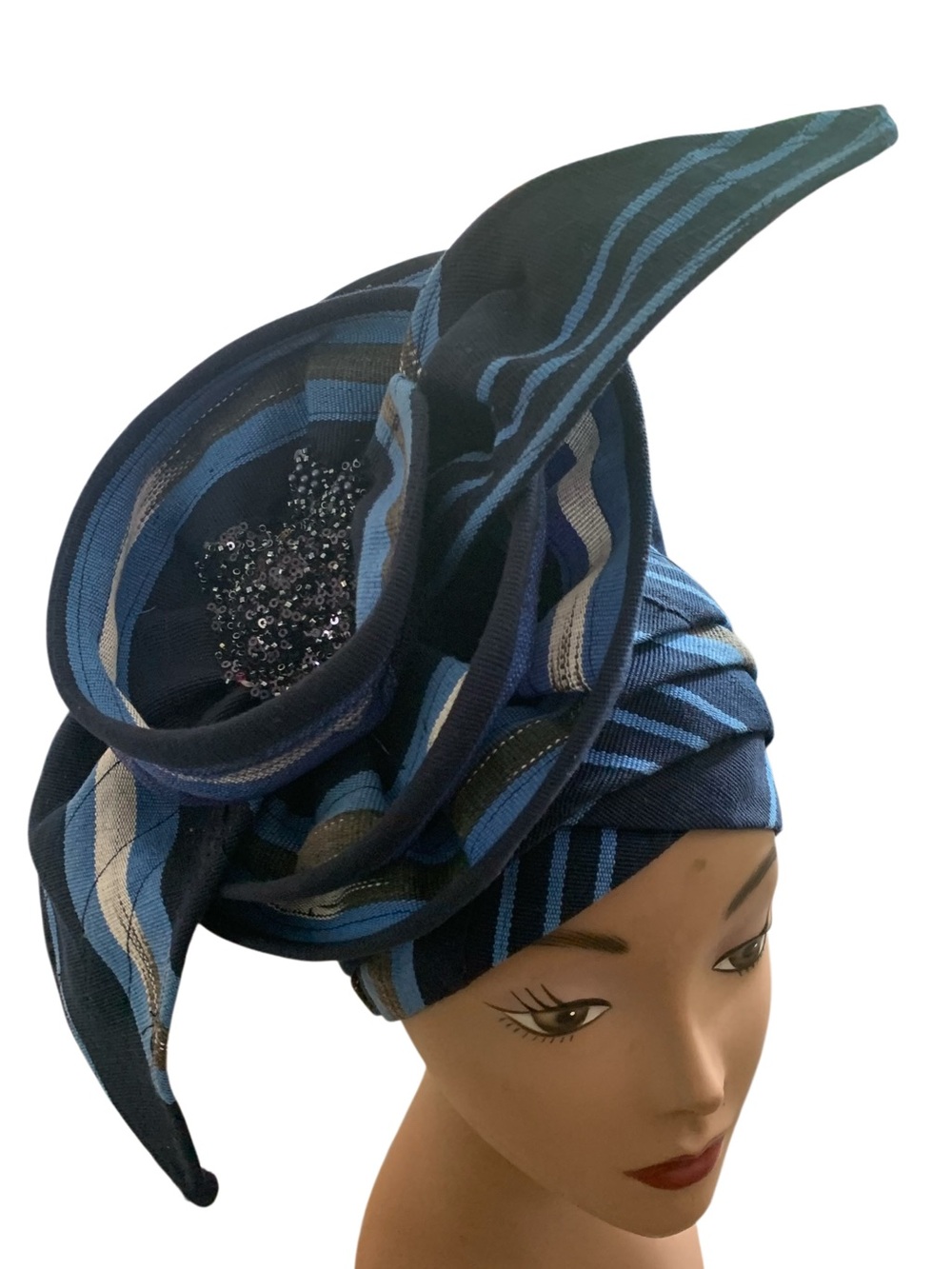 Blue Striped Statement Headwrap with Decorative Accent

GEL8 0526